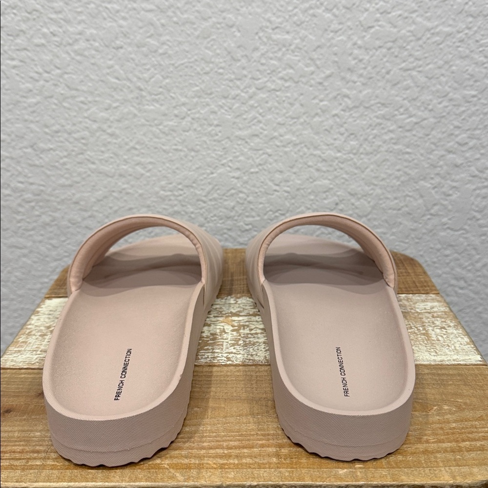 French Connection Putty Puffer Slide Sandals Size 11 - Picture 5 of 7